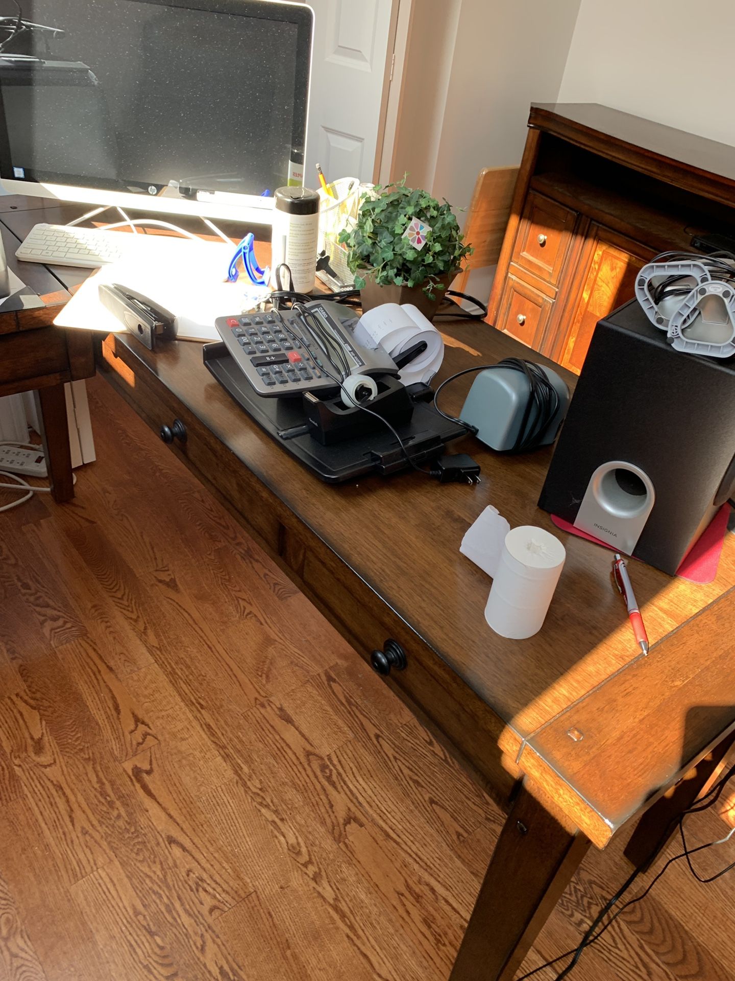 Personal desk