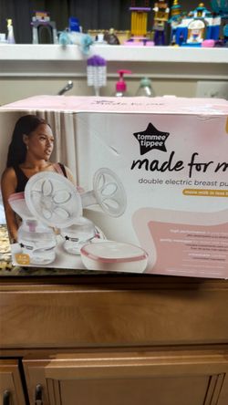 Breast pump open box