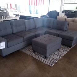 Nice Sectional With Free Ottoman ( Ask For Jose ) Se Habla Español