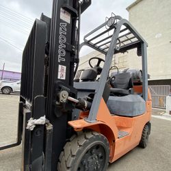 EXCELLENT Toyota Forklift For Sale 