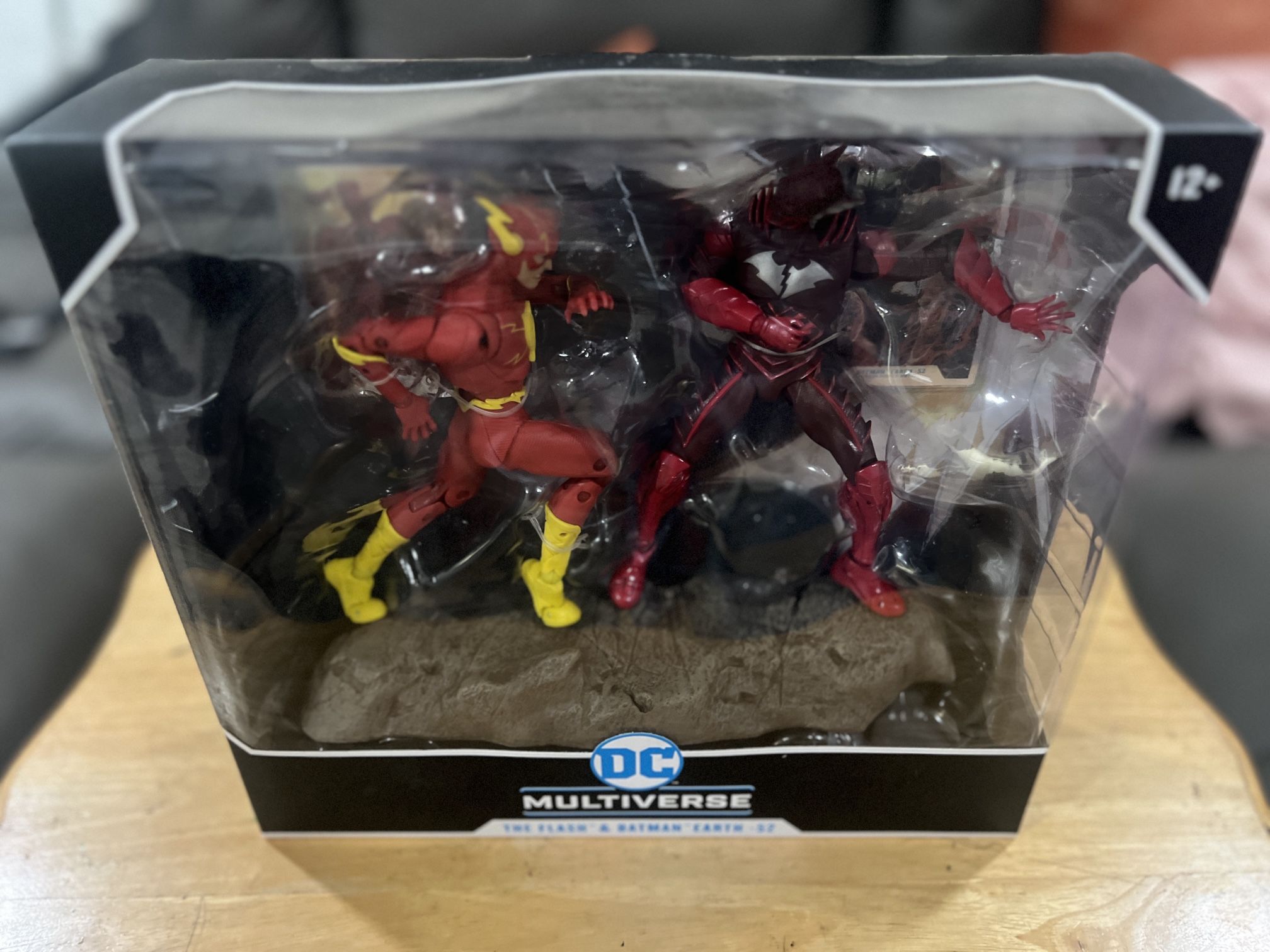 Mcfarlane DC Multiverse - Flash Vs Batman Earth 52 (New)