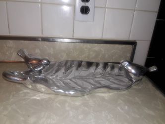 SILVER DECOR, LEAF PLATE and 2 GLITTER BALLS!!!