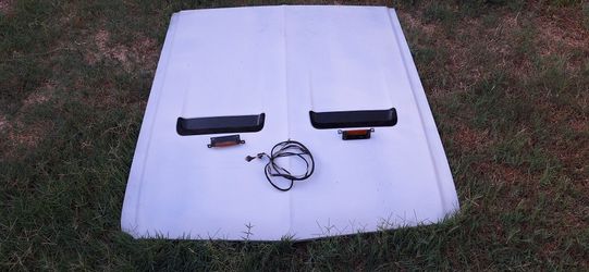 Mustang 67-68 Turn Signal Hood
