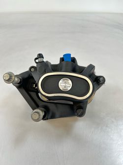 2020 Harley-Davidson Sportster XL1200 Front Brake Caliper OEM-41300010. SM9KNT0273