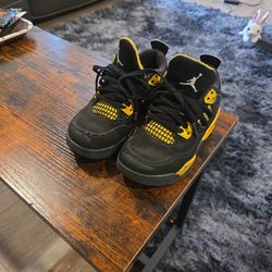 Jordan kids size 11C