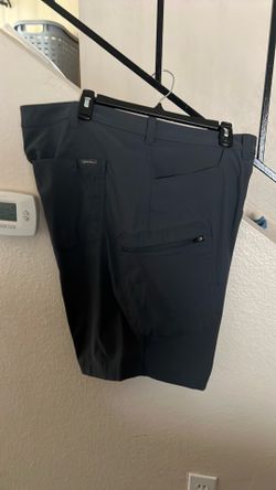 MENS EDDIE BAUER WIND TECH TYPE SHORTS. 42”