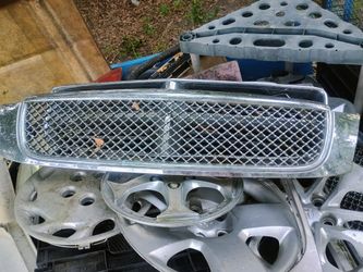 Grill Cadillac deville 2000 to 20005