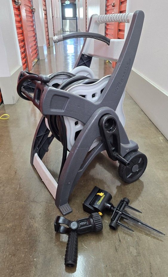 100' Garden Hose & Watering Accessories 