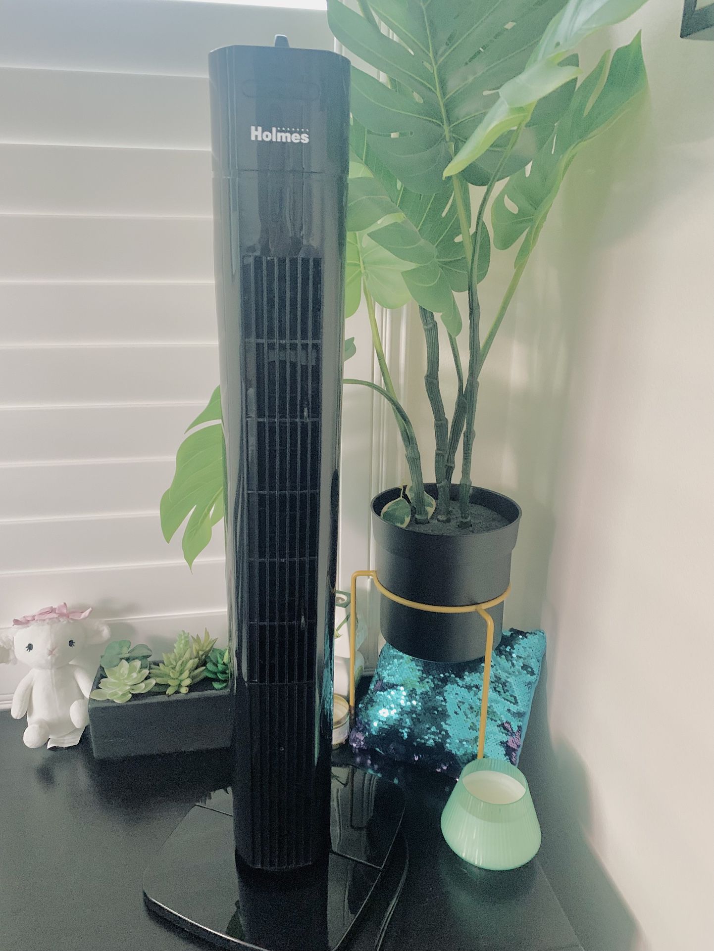 Holmes 31” Tower Oscillating Fan