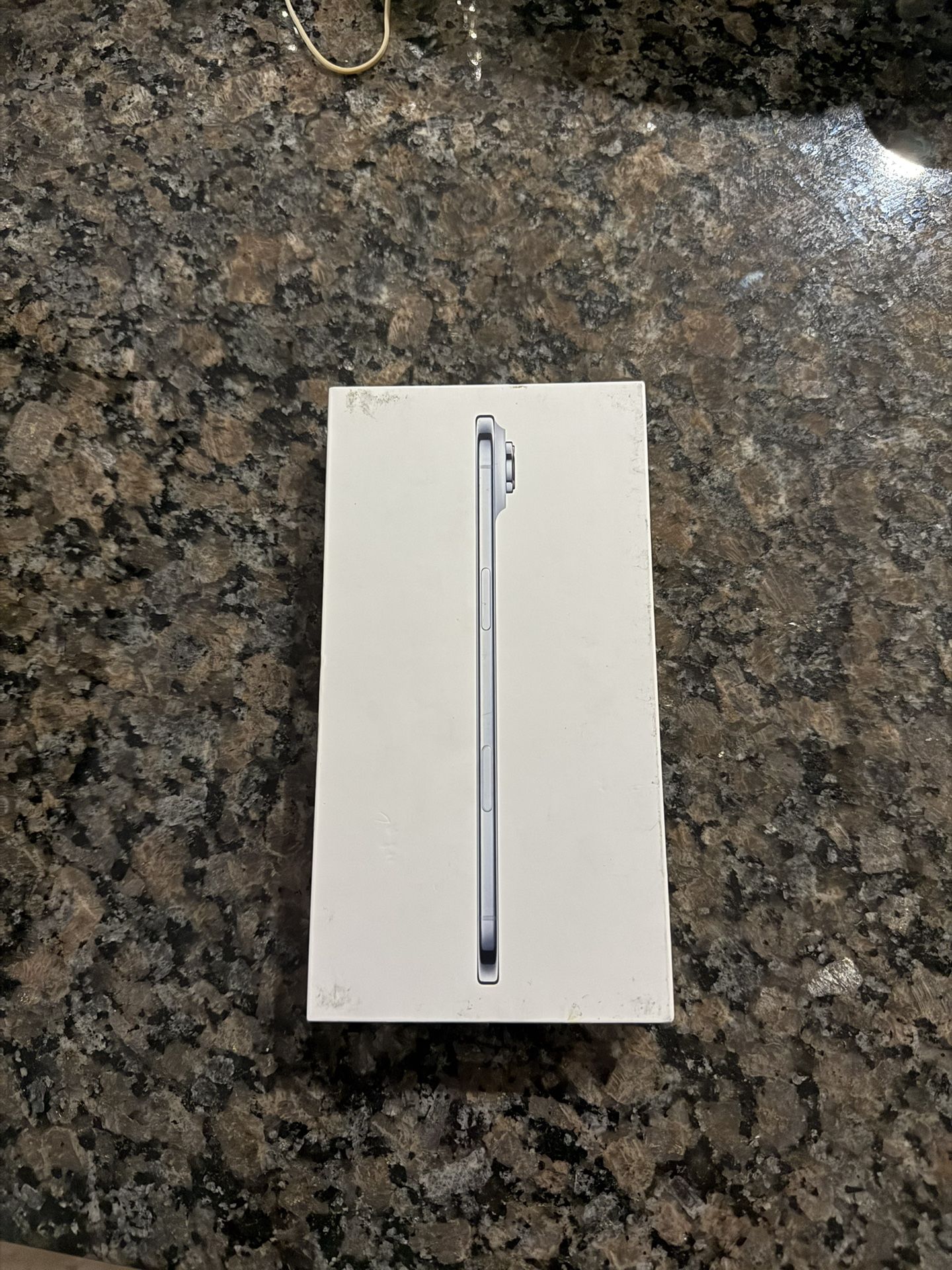 BRAND NEW iPhone 17 Air