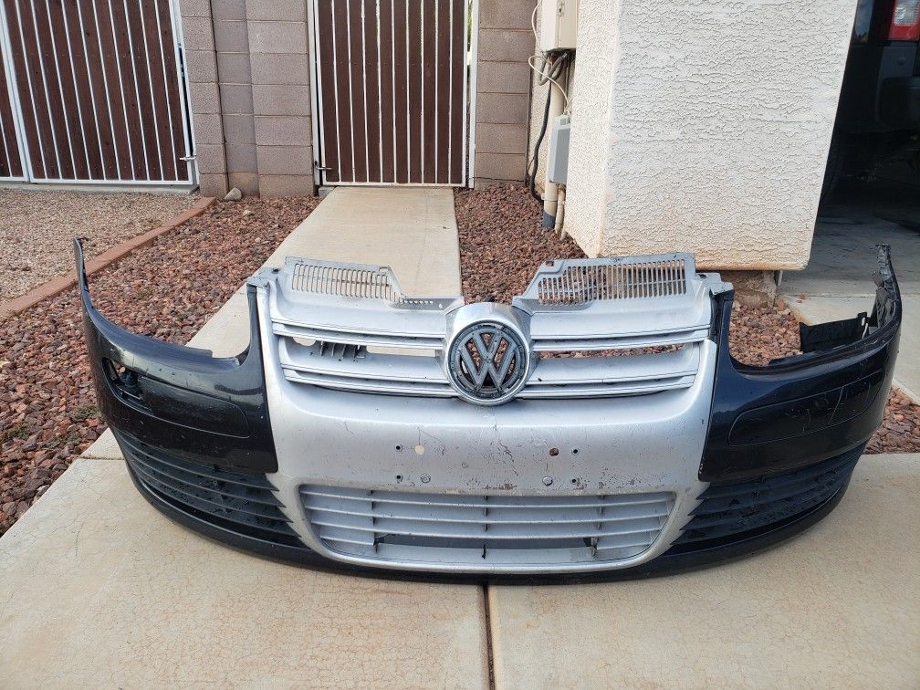 VW Volkswagen R32 Golf GTI MKV MK5 front bumper