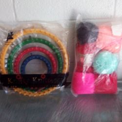 Nifty Knitter $10 Bag Of Yarn $10 Pickup Between 2:00-11:00 Rainbow/Charleston Cash Only Read Description 