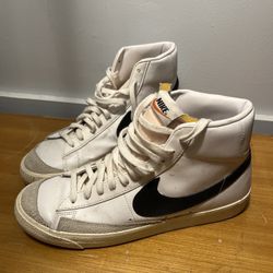 Nike Blazer Mid '77 Vintage White/Black 
