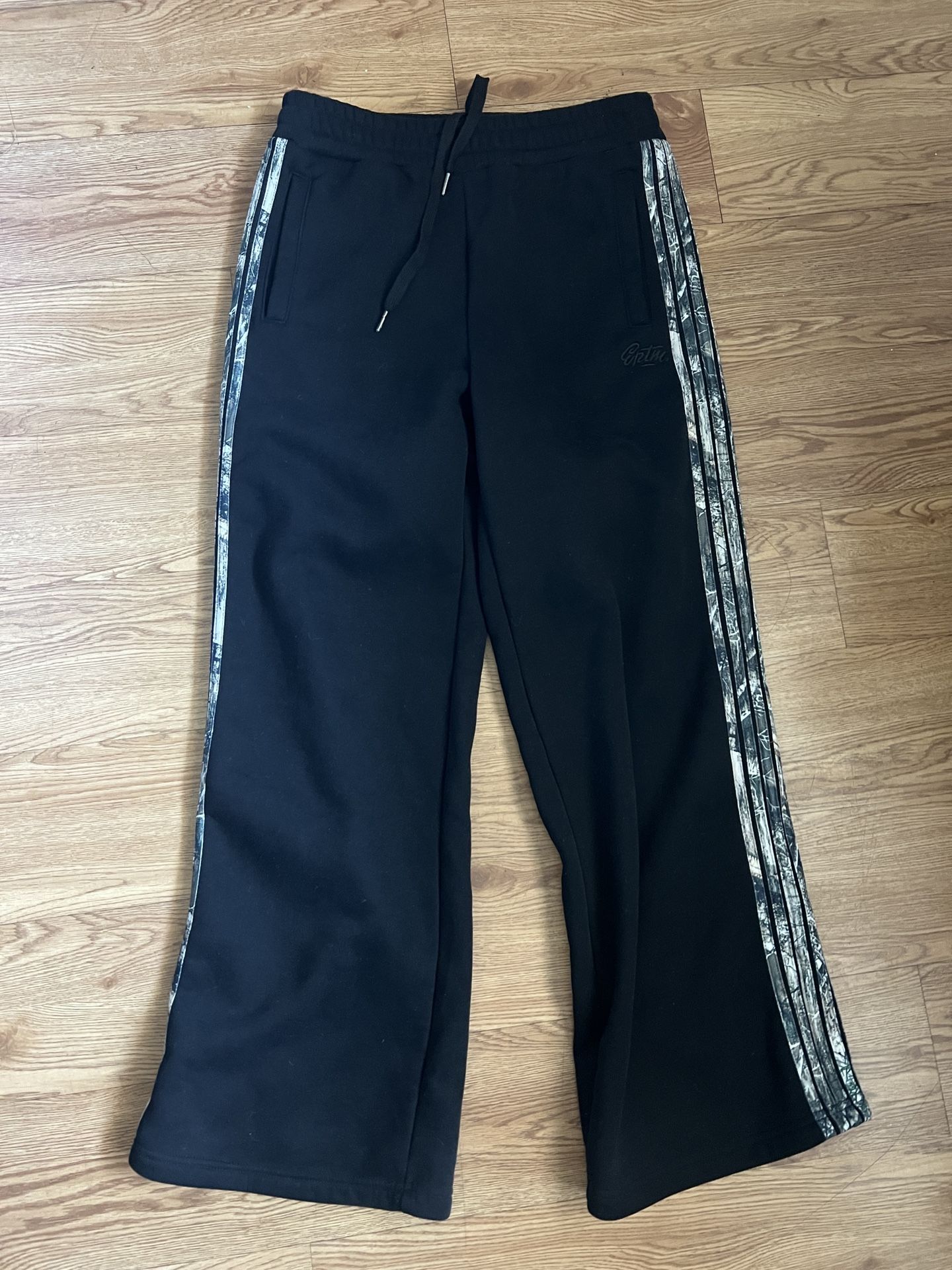 Black And Camo Sweat Pants SEND OFFERS