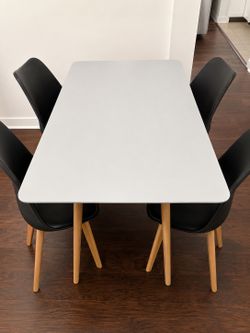 Dining Kitchen Table and Four (4) Chairs