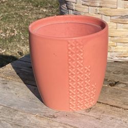 Salmon Pink Ceramic Plant Pot 