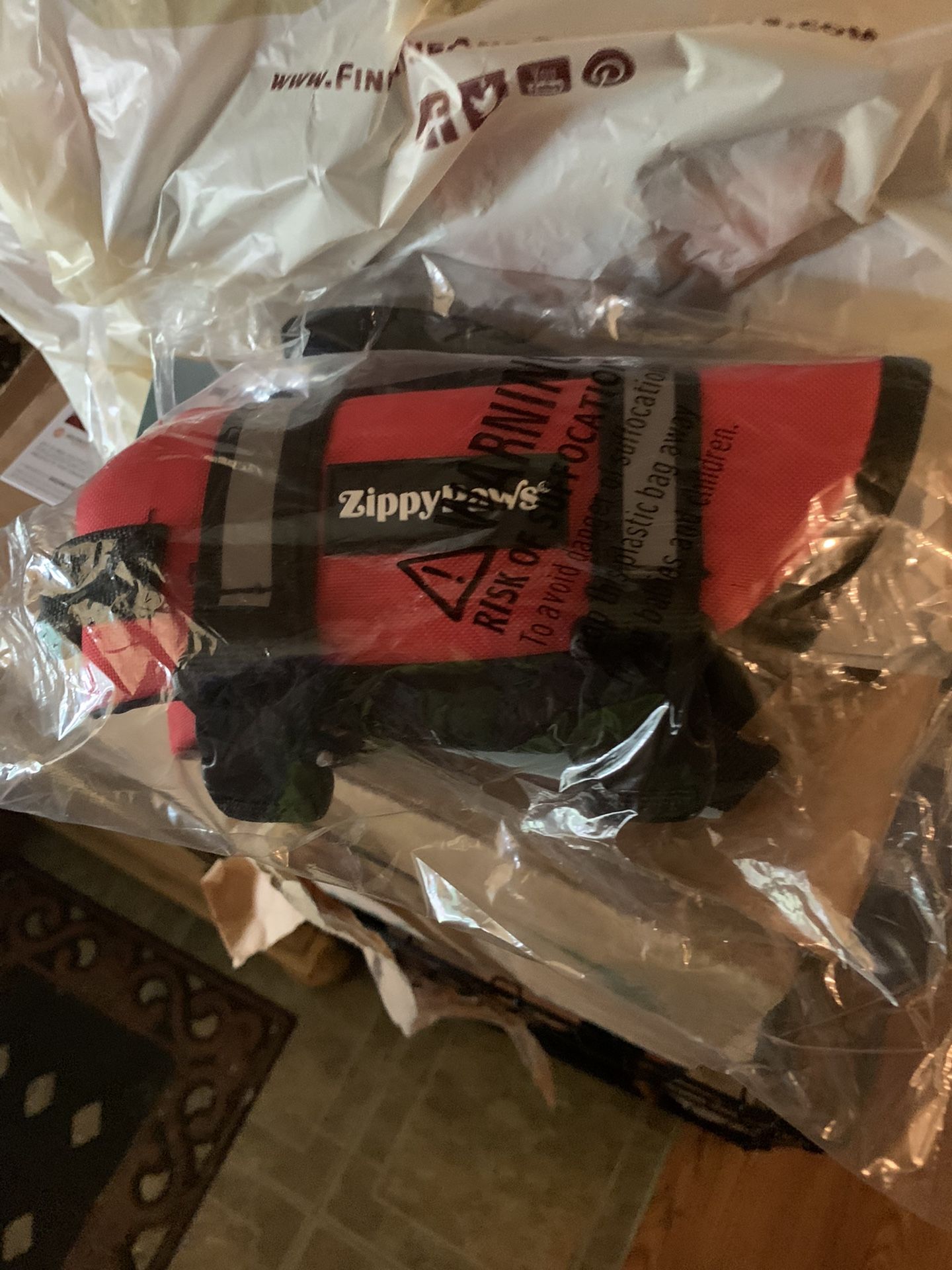 Brand New Life Jacket. Xx Small.for A Dog Around 2 Lbs