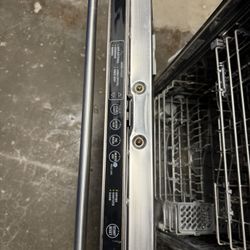 GE MONOGRAM 30” Dishwasher