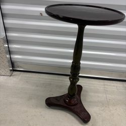 Late 20th Century Vintage Bombay & Company Side Table 12” round, 22” high $75