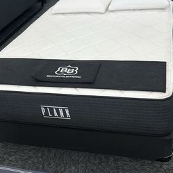 Brooklyn Bedding Plank Queen Mattress