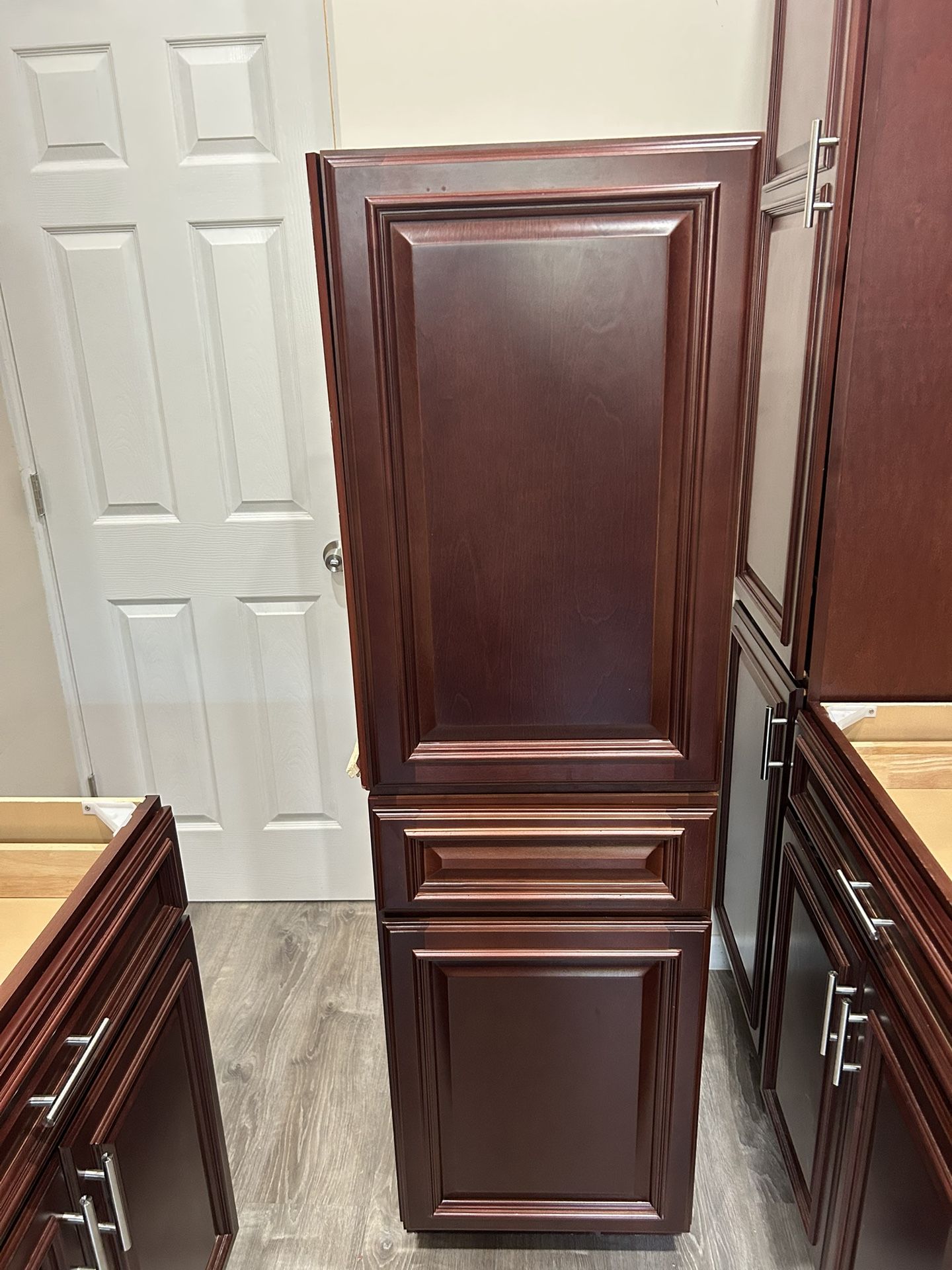 New Kitchen Cabinets