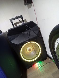 Ion speaker
