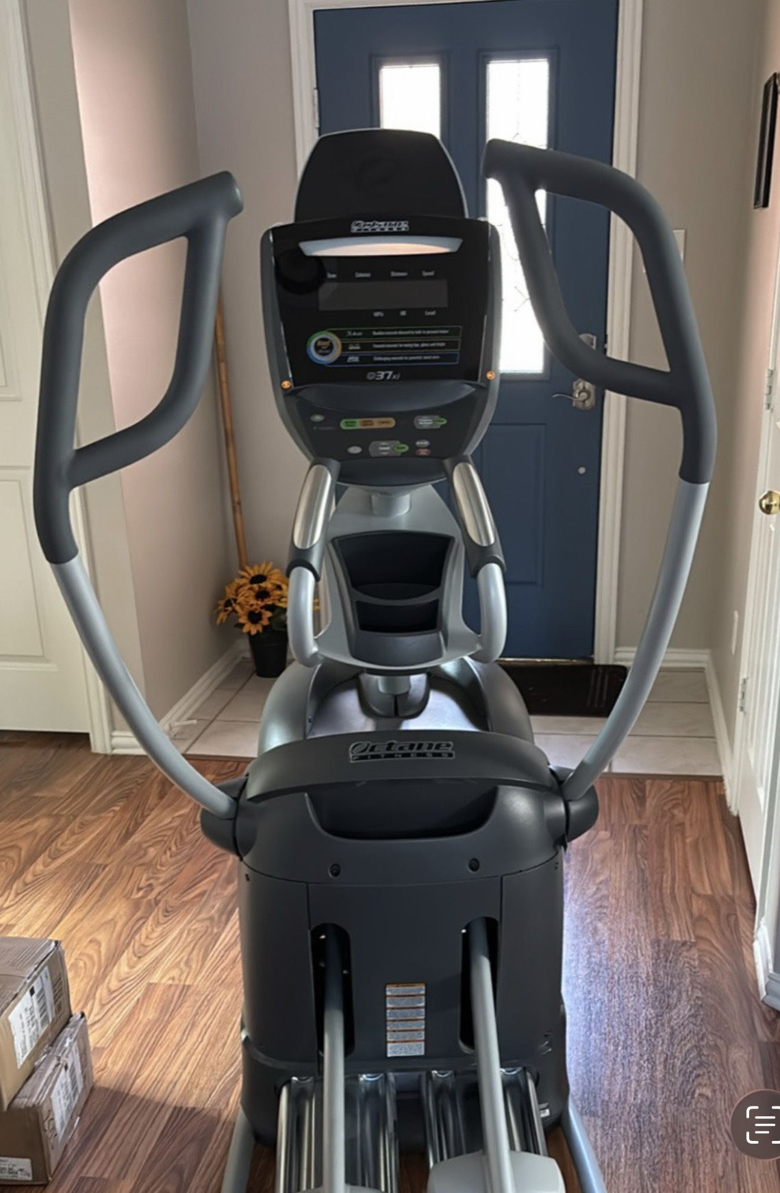 Octane Elliptical Machine 