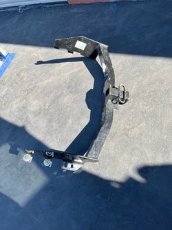Steel Trailer Hitch Receiver with Mounting Hardware