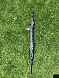Large Black Golf Umbrella – Good Condition
