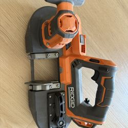 RIDGID 18V Bandsaw