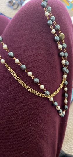 Gold colored and colored pearl long necklace