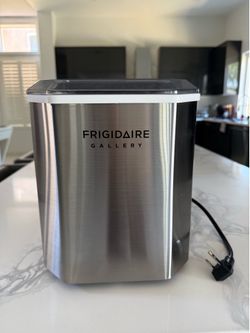 Ice maker