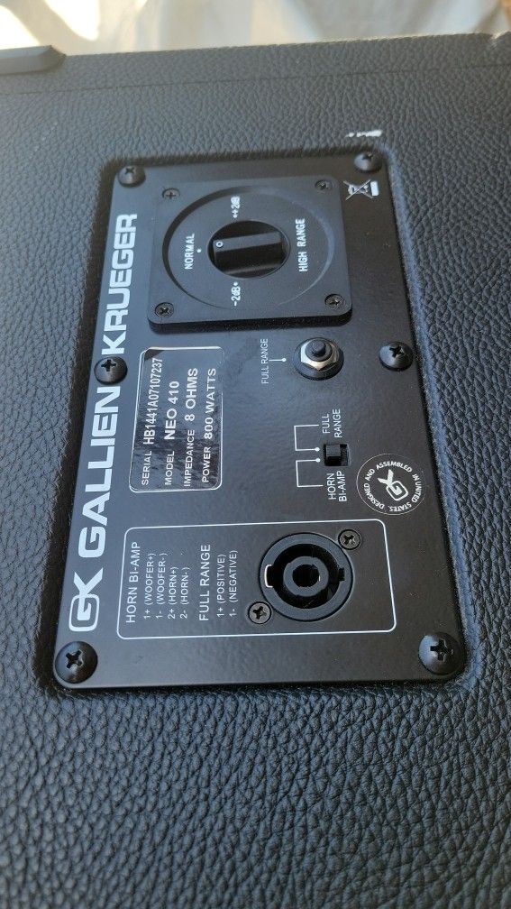 Gallien - Krueger Neo 410 800W 8Ohm 4x10 Bass Cabinet