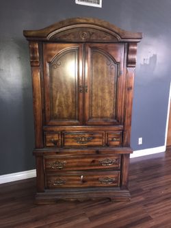 Real solid wooden Armoire