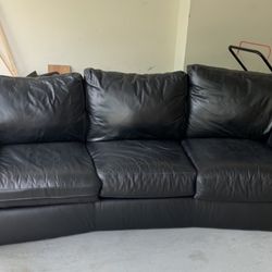 Leather Black Couch For Sale Excellent Condition 