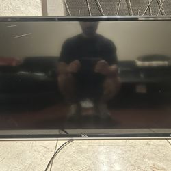 32 Inch TCL Roku Tv