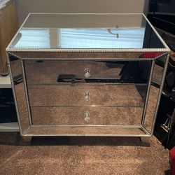 Mirrored 3 Drawer Nightstand Chest
