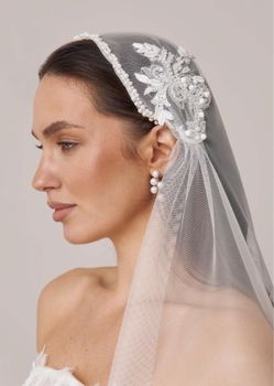 Juliette Cap Veil-Brand New Still In Packaging
