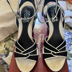 $380 DESIGNER HEELS FOR $100 – WHY ARE THESE STILL HERE?