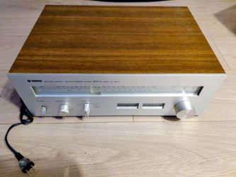 Yamaha CT-610 II AM/FM Stereo Tuner