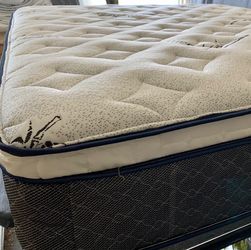 Pillow top mattress