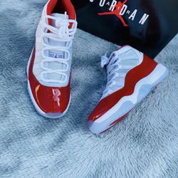 Air Jordan 11 "Cherry"
