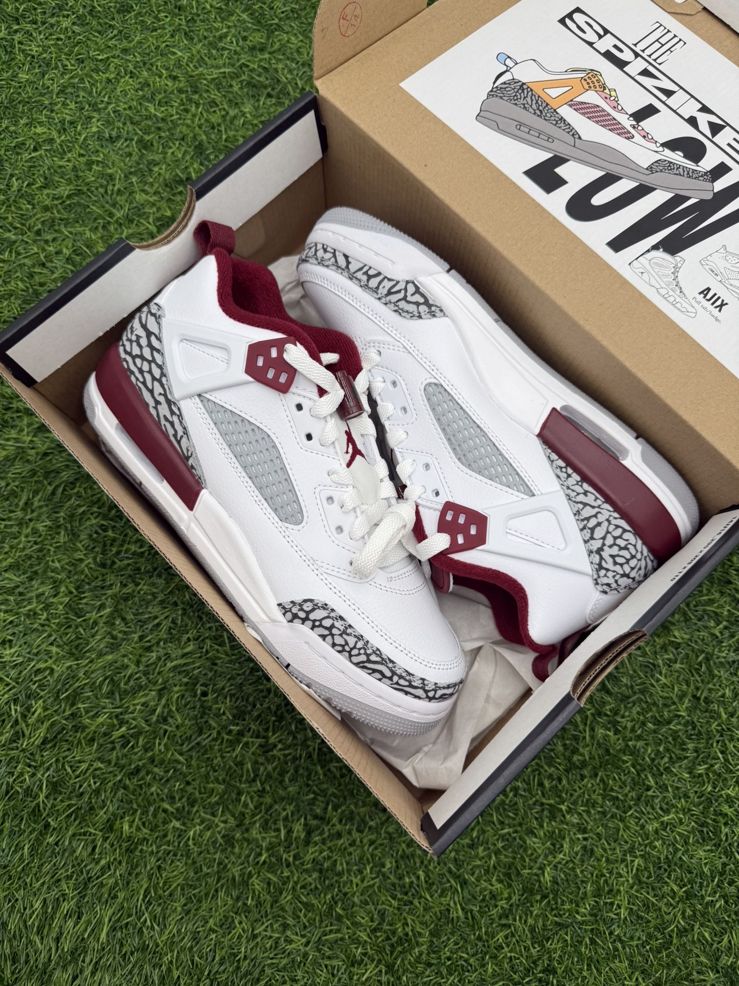 New Jordan Spizike Size 5.5Y