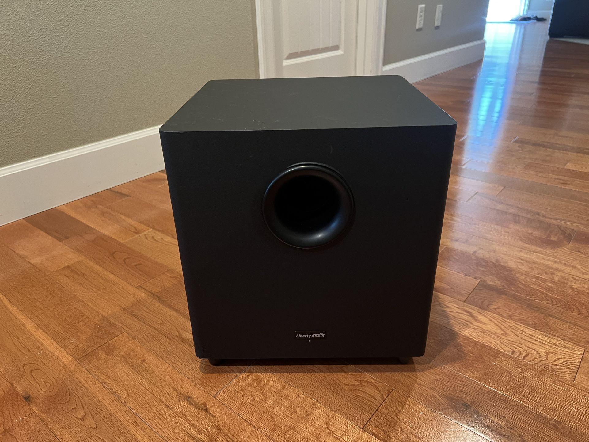 8” powered subwoofer
