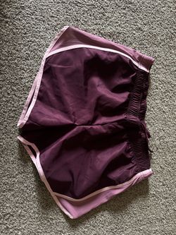 Athletic shorts
