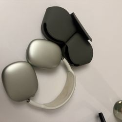 Apple Airpod Max Headphones