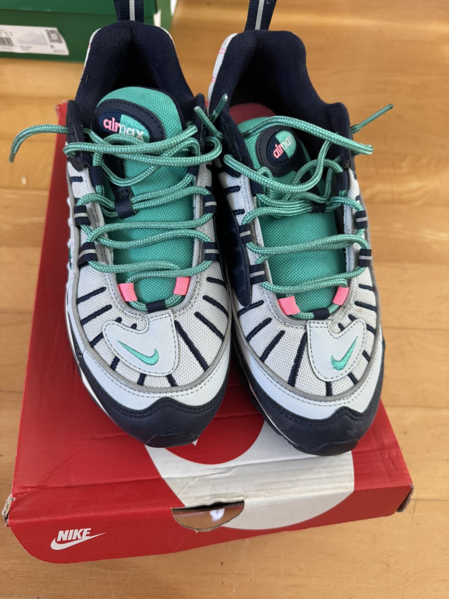 Nike