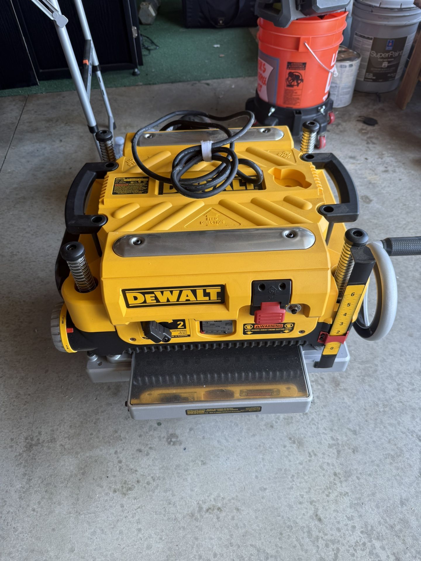 Dewalt 735x Planer