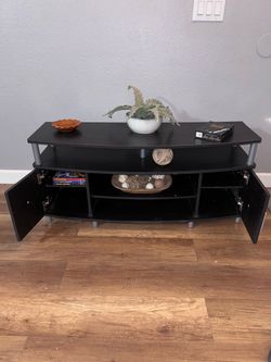 🖥️ Black Modern TV Stand / Entertainment Center