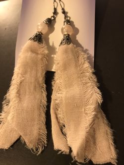 Handmade by Savannah DAE ✨$5